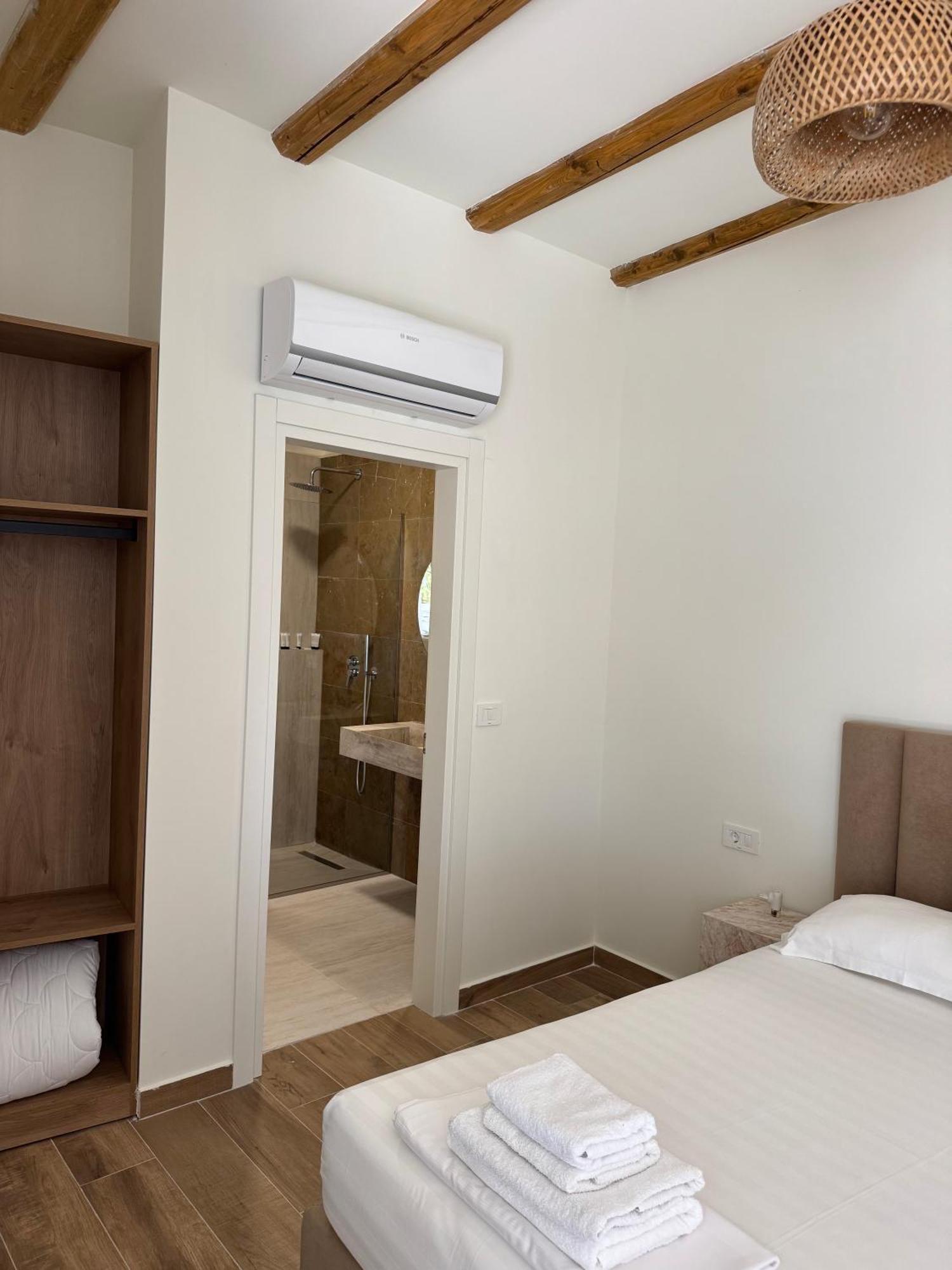 Hotel Alevra Dhërmi Exteriér fotografie