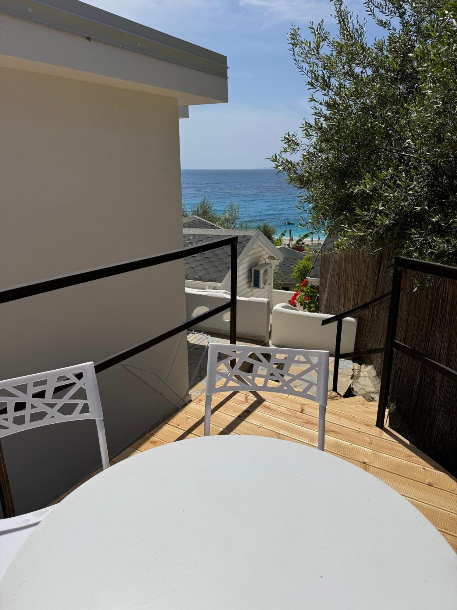 Hotel Alevra Dhërmi Exteriér fotografie